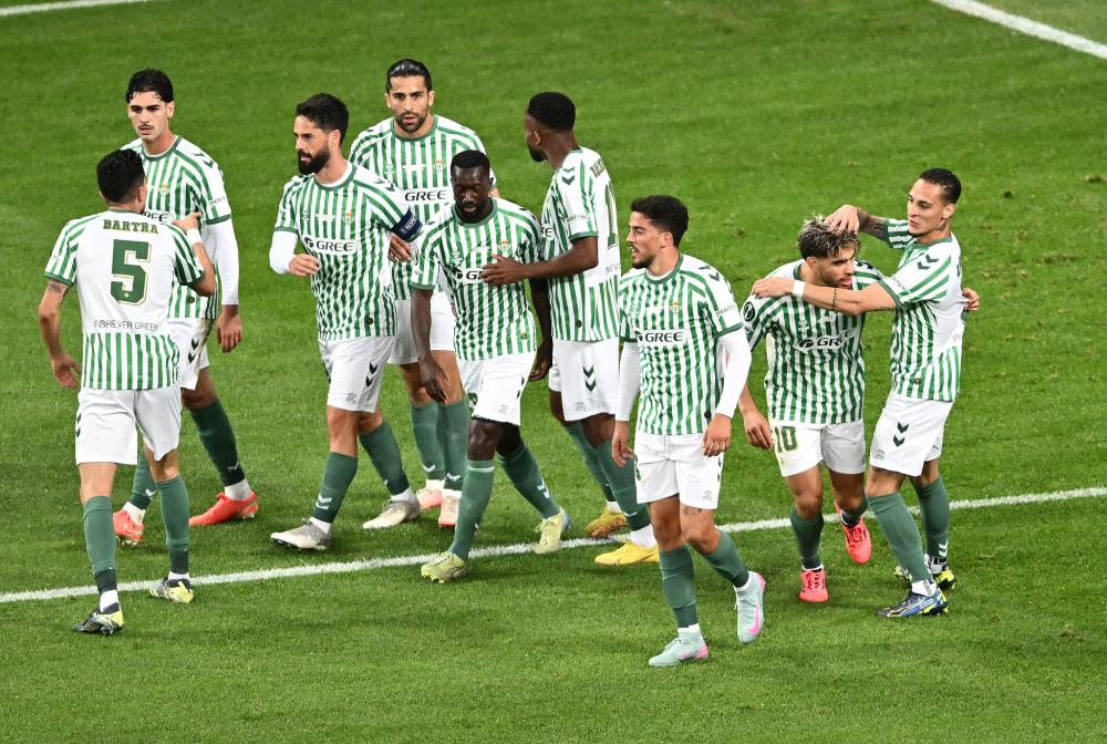 皇马前青训主管：赫塞在青训中天赋最高；看好帕拉西奥斯升一线