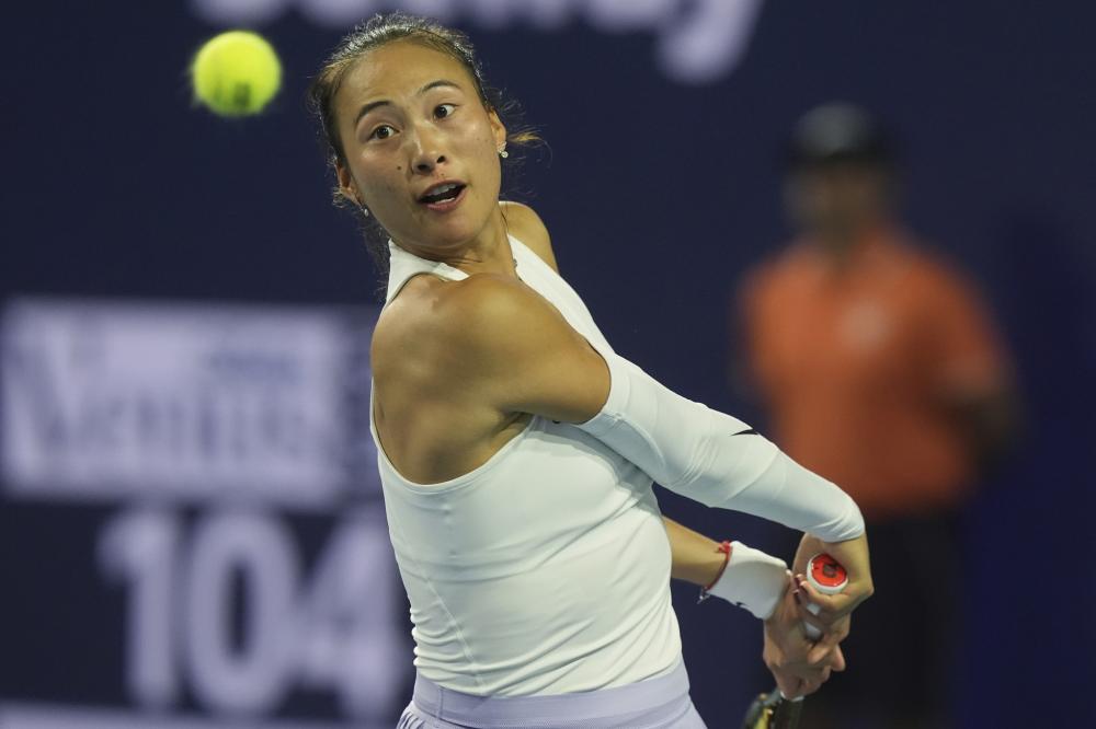 碾压！詹姆斯生涯对阵猛龙58胜18负，场均28+8+7